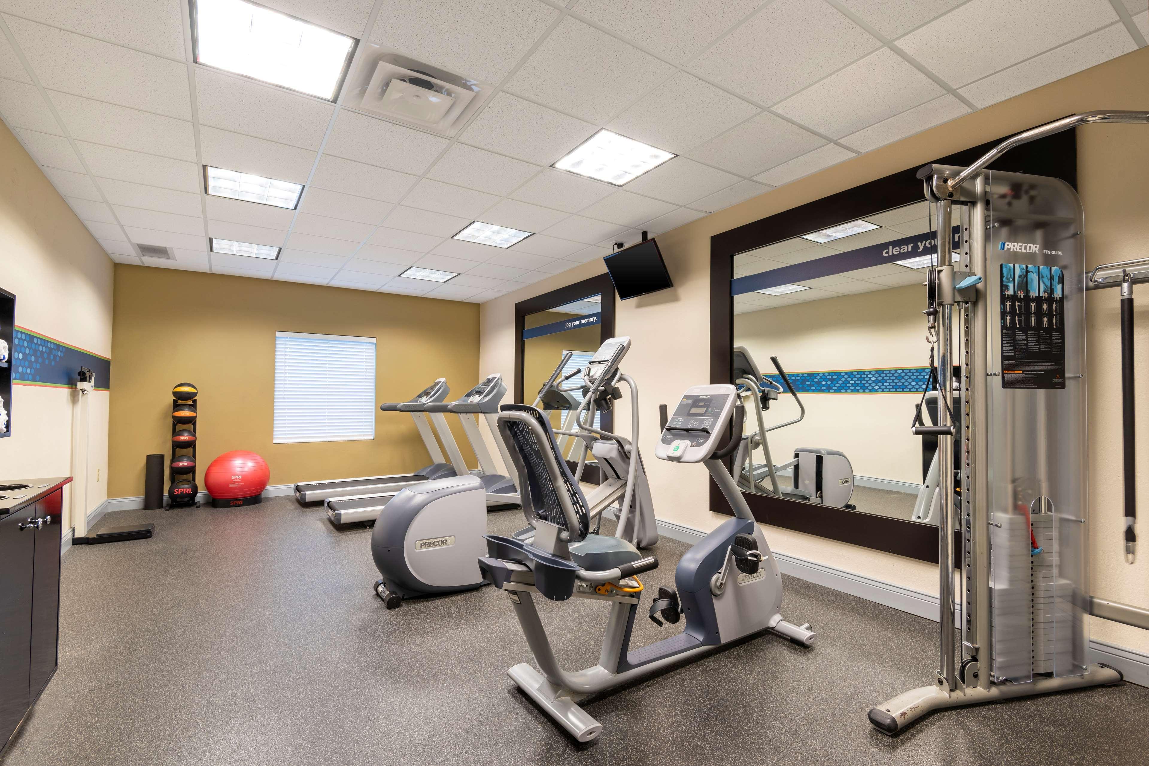 Hampton Inn & Suites Fort Myers-Colonial Boulevard Экстерьер фото