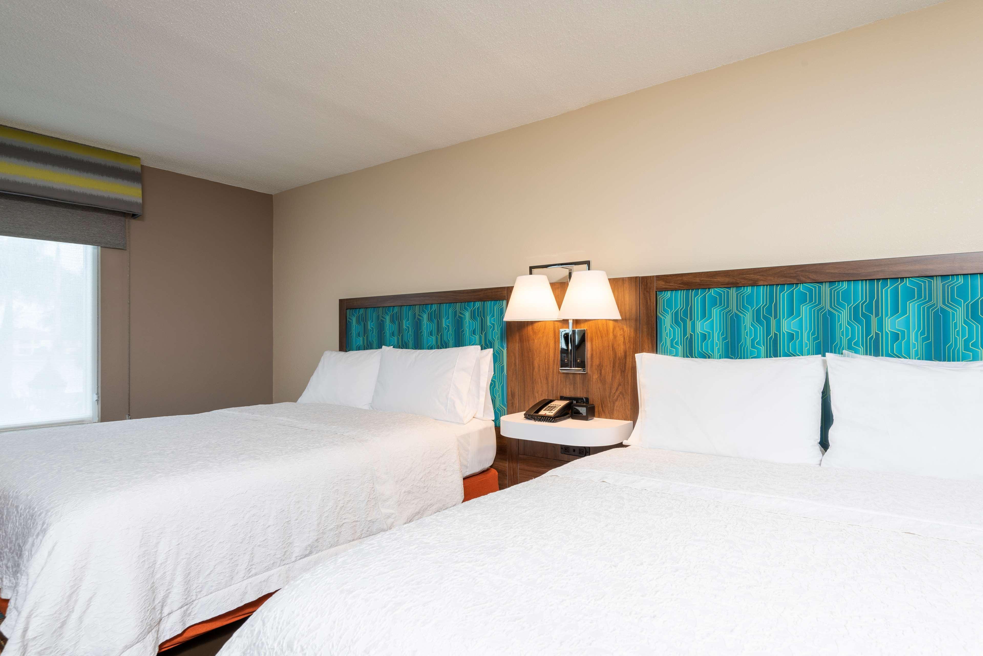 Hampton Inn & Suites Fort Myers-Colonial Boulevard Экстерьер фото