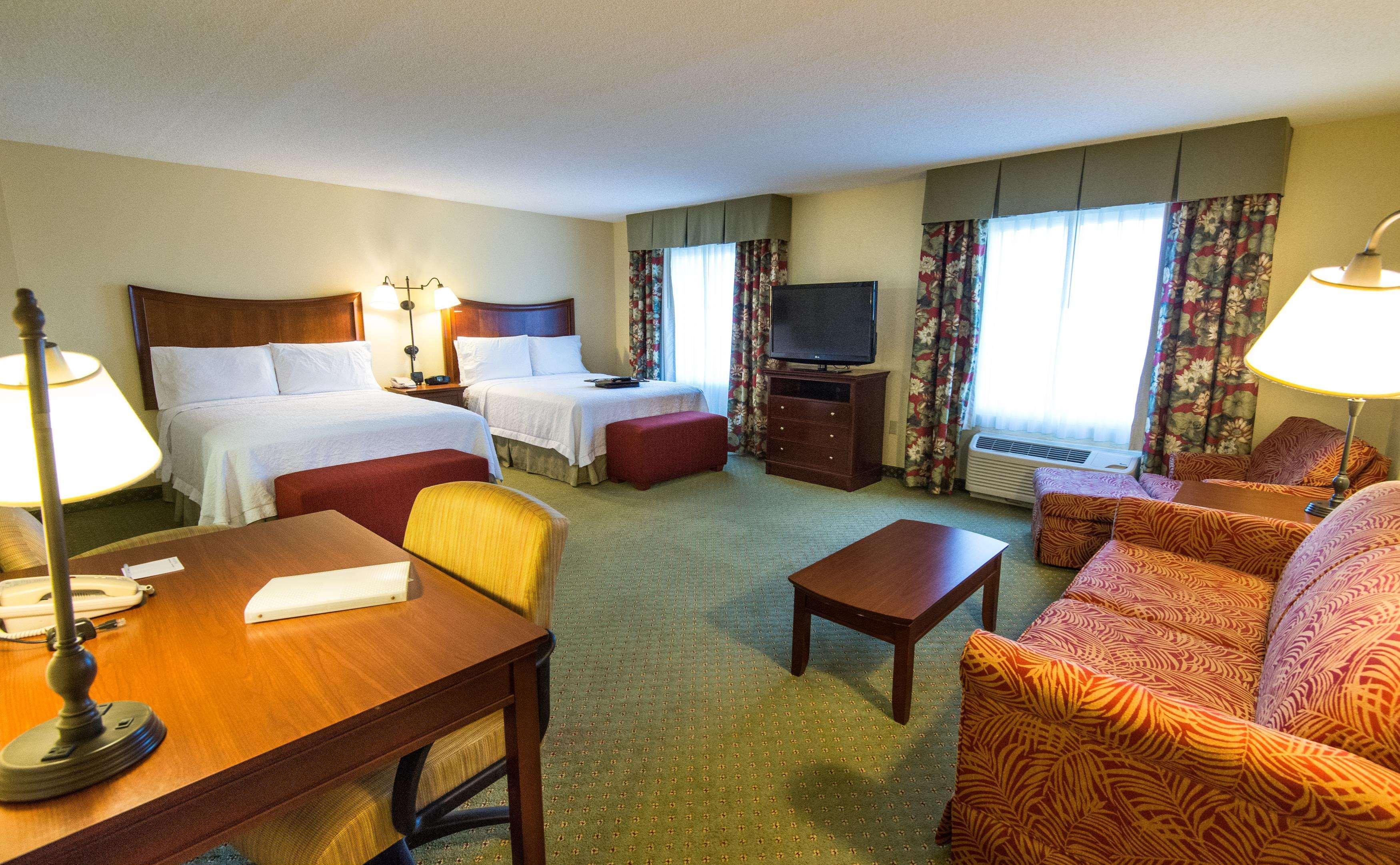 Hampton Inn & Suites Fort Myers-Colonial Boulevard Экстерьер фото