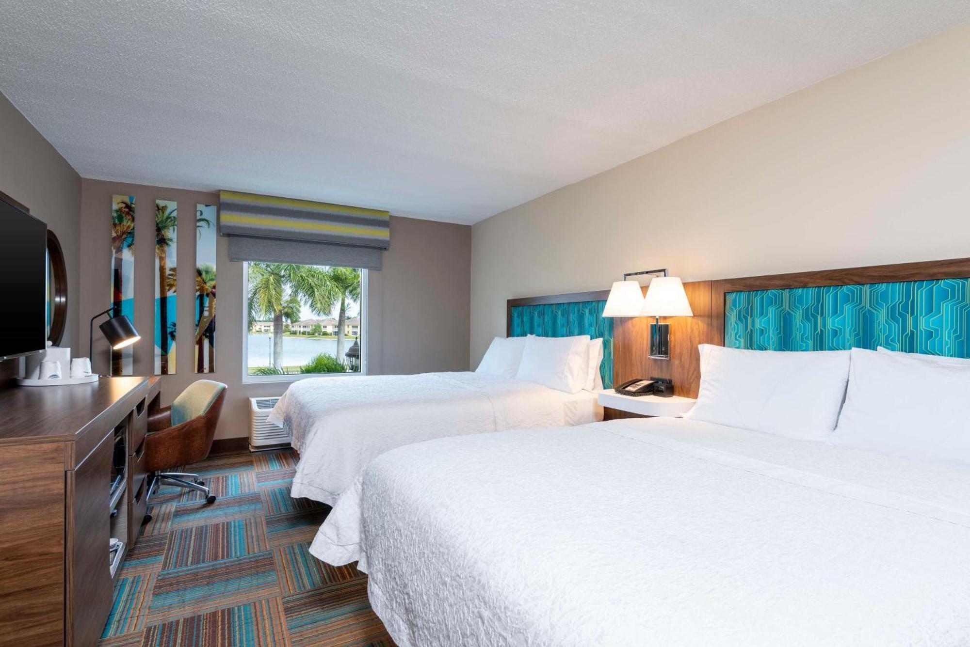 Hampton Inn & Suites Fort Myers-Colonial Boulevard Экстерьер фото